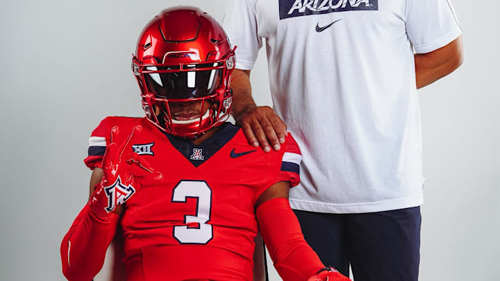Arizona Wildcats' commit Caleb Smith on an official visit