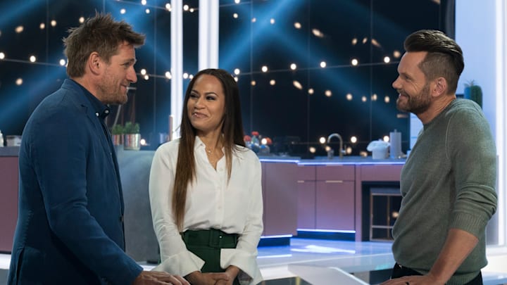 CRIME SCENE KITCHEN: L-R: Curtis Stone, Yolanda Gampp and Joel McHale in the “Not So Simple” episode of CRIME SCENE KITCHEN airing Monday, June 19 (8:00-9:00 PM ET/PT) on FOX. CR: Steve Dietl /FOX. ©2023 FOX Media LLC.