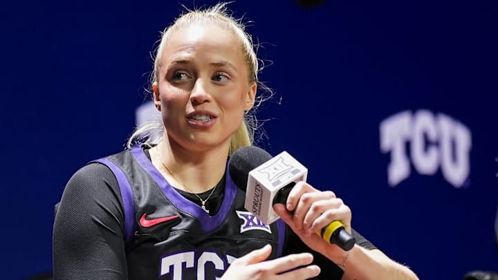 Oct 22, 2024; Kansas City, MO, USA; TCU Horned Frogs guard Hailey Van Lith (10) talks to media during Big 12 Women’s Basketball Media Day at T-Mobile Center. Mandatory Credit: Jay Biggerstaff-Imagn Images Oct 22, 2024; Kansas City, MO, USA; TCU Horned Frogs guard Hailey Van Lith (10) talks to media during Big 12 Women’s Basketball Media Day at T-Mobile Center. Mandatory Credit: Jay Biggerstaff-Imagn Images