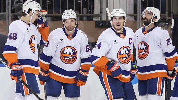 Oct 6, 2026; New York, New York, USA; New York Islanders center Bo Horvat (14) celebrates with his teammates after scoring a goal in the second period against the New York Rangers at Madison Square Garden. Mandatory Credit: Wendell Cruz-Imagn Images Oct 6, 2026; New York, New York, USA; New York Islanders center Bo Horvat (14) celebrates with his teammates after scoring a goal in the second period against the New York Rangers at Madison Square Garden. Mandatory Credit: Wendell Cruz-Imagn Images