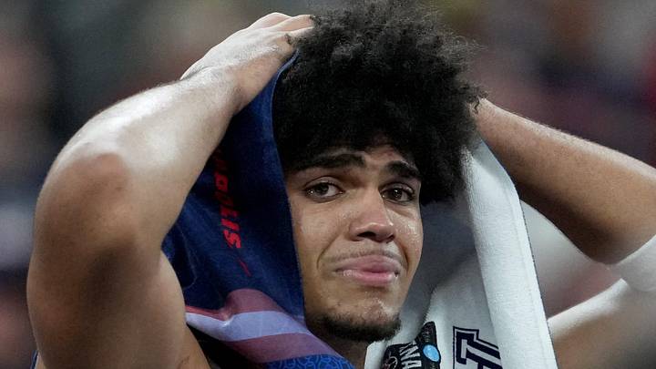 Arizona Wildcats forward Koa Peat (10) cries Saturday, April 4, 2026, after the team’s 91-73 loss to the Michigan Wolverines during the Final Four at Lucas Oil Stadium in Indianapolis.