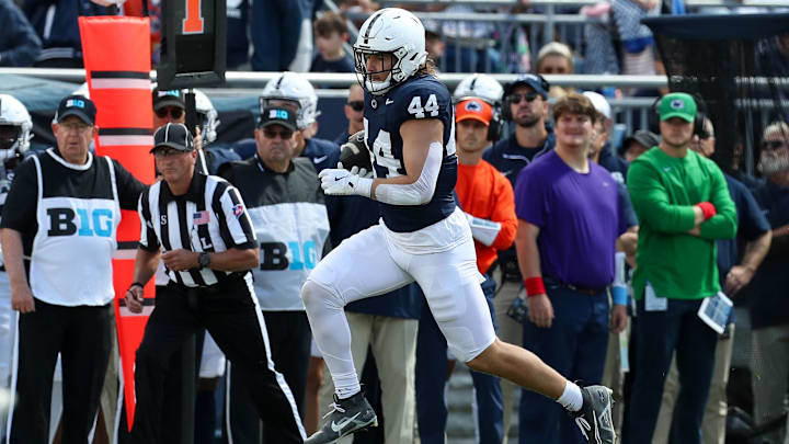 Penn State Nittany Lions tight end Tyler Warren (44)