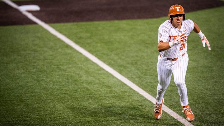 Texas infielder Adrian Rodriguez (24) sprints for home in the third inning of the Longhorns' game against the UTSA Roadrunners, March 18, 2025 at UFCU Disch-Falk Field in Austin.