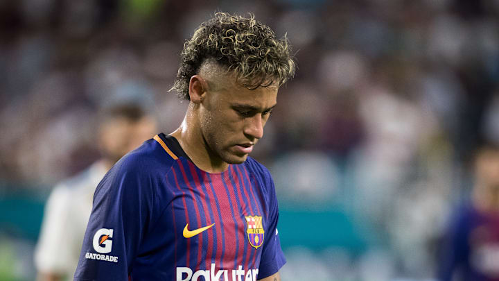 Neymar Jr. ingresó al FC Barcelona en 2013, después de jugar en el Santos de Brasil 