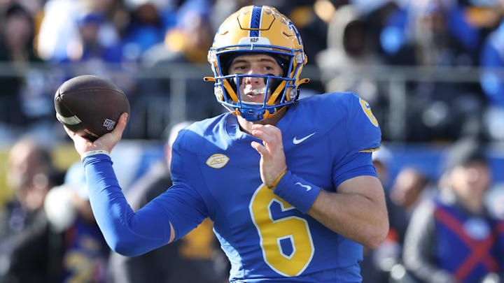 Mason Heintschel and Pittsburgh are favored against East Carolina on Saturday.