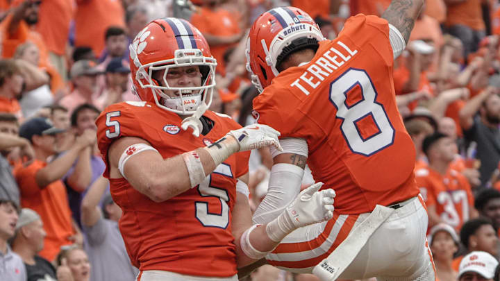 The Clemson Tigers' defense had bright spots against Georgia Tech, but key lapses proved costly in the upset loss. The Clemson Tigers' defense had bright spots against Georgia Tech, but key lapses proved costly in the upset loss.