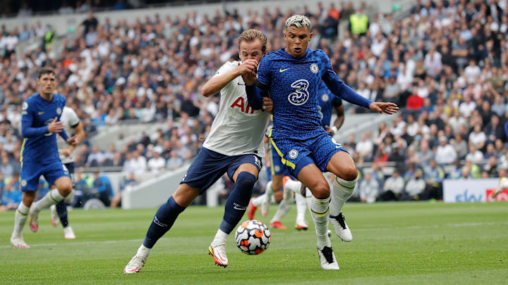 Times londrinos protagonizam primeira das duas partidas da semifinal da Carabao Cup