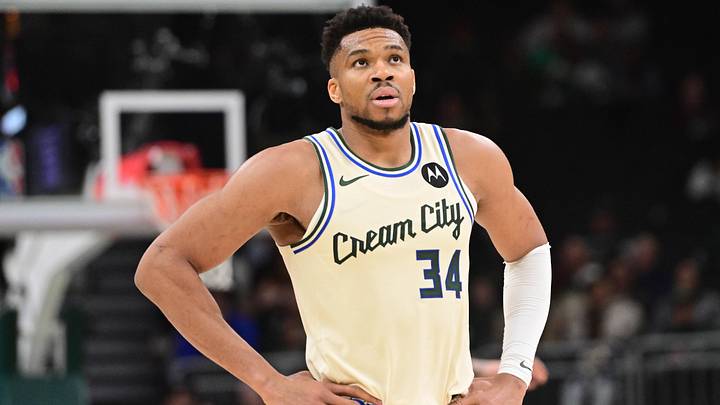 Giannis Antetokounmpo Giannis Antetokounmpo