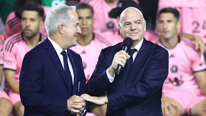 Gianni Infantino, presidente de la FIFA, informando al Inter Miami que disputaría el Mundial de Clubes de 2025