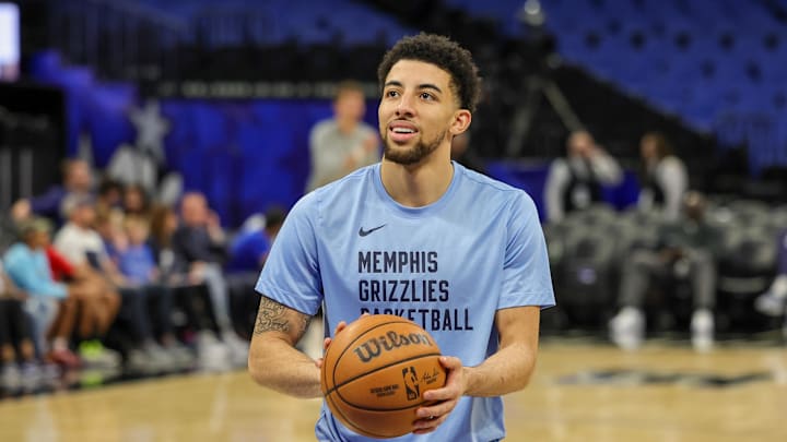 Memphis Grizzlies guard Scotty Pippen Jr. (1) warms up before the game against the Orlando Magic at KIA Center.