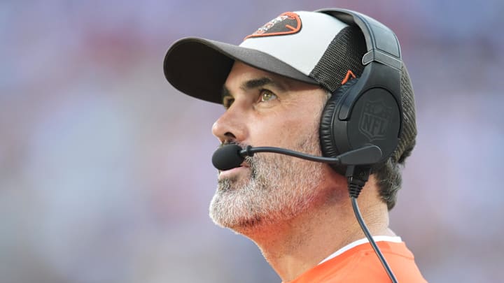 Sep 8, 2024; Cleveland, Ohio, USA; Cleveland Browns head coach Kevin Stefanski looks at the scoreboard during the second half against the Dallas Cowboys at Huntington Bank Field. Mandatory Credit: Ken Blaze-Imagn Images