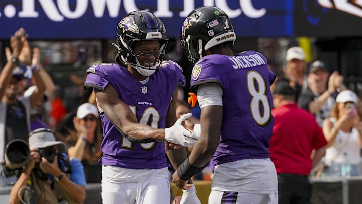 Sep 14, 2025; Baltimore, Maryland, USA; Baltimore Ravens wide receiver DeAndre Hopkins (10) makes a catch for a touchdown during the fourth quarter at M&T Bank Stadium. Mandatory Credit: Mitch Stringer-Imagn Images
