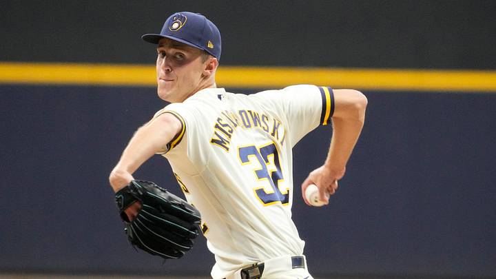 Sep 8, 2026; Milwaukee, Wisconsin, USA; Milwaukee Brewers pitcher Jacob Misiorowski (32) delivers a pitch against the Chicago Cubs in the first inning at American Family Field. Mandatory Credit: Michael McLoone-Imagn Images Sep 8, 2026; Milwaukee, Wisconsin, USA; Milwaukee Brewers pitcher Jacob Misiorowski (32) delivers a pitch against the Chicago Cubs in the first inning at American Family Field. Mandatory Credit: Michael McLoone-Imagn Images