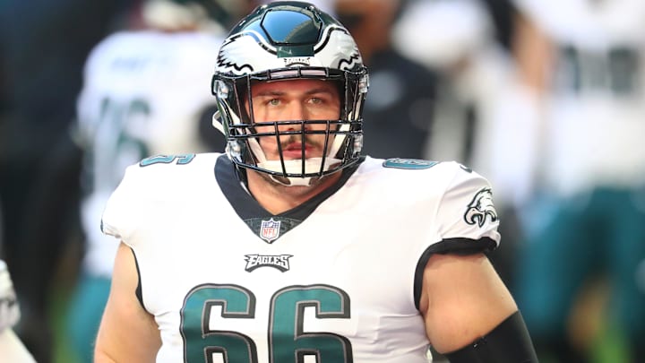 The Philadelphia Eagles have announced the signing of center Ross Pierschbacher