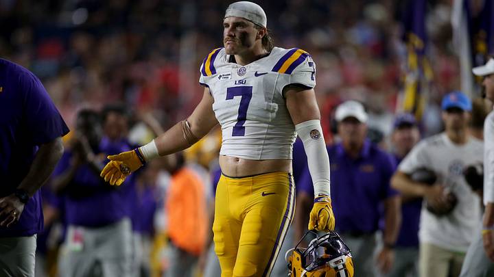 Sep 19, 2026; Oxford, Mississippi, USA; LSU Tigers linebacker Whit Weeks (7) reacts during the third quarter against the Mississippi Rebels at Vaught-Hemingway Stadium. Mandatory Credit: Petre Thomas-Imagn Images Sep 19, 2026; Oxford, Mississippi, USA; LSU Tigers linebacker Whit Weeks (7) reacts during the third quarter against the Mississippi Rebels at Vaught-Hemingway Stadium. Mandatory Credit: Petre Thomas-Imagn Images