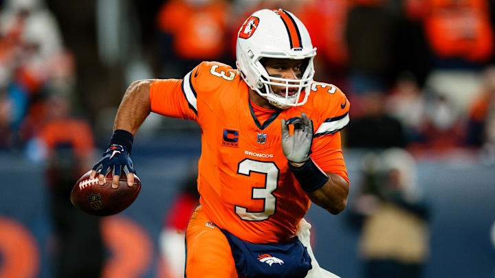 New England Patriots v Denver Broncos