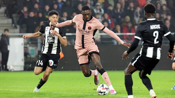 Angers SCO v Paris Saint-Germain - Ligue 1 McDonald's Angers SCO v Paris Saint-Germain - Ligue 1 McDonald's