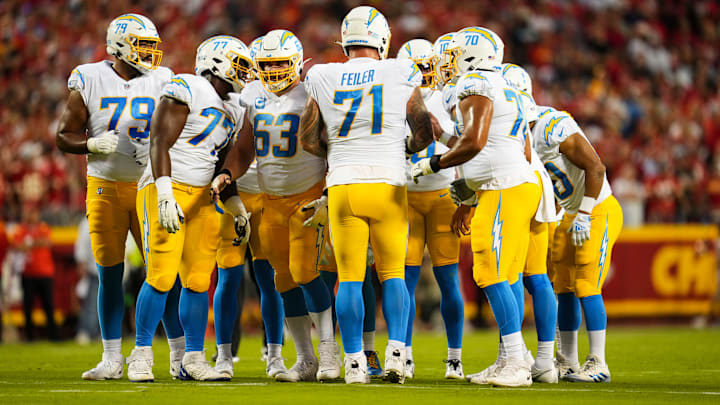 Los Angeles Chargers v Kansas City Chiefs