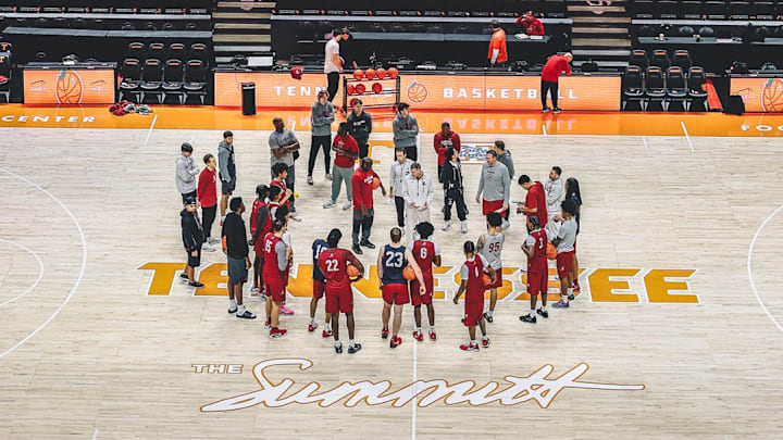 Alabama Basketball Practices at Thompson-Boling Arena Before Facing Tennessee Alabama Basketball Practices at Thompson-Boling Arena Before Facing Tennessee