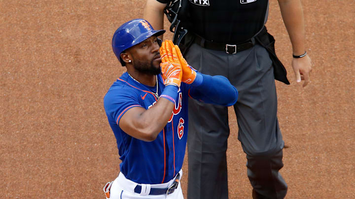 Texas Rangers v New York Mets