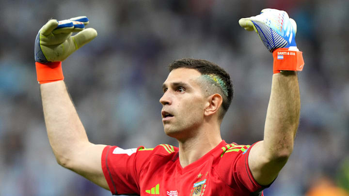 Emiliano Martínez Emiliano Martínez