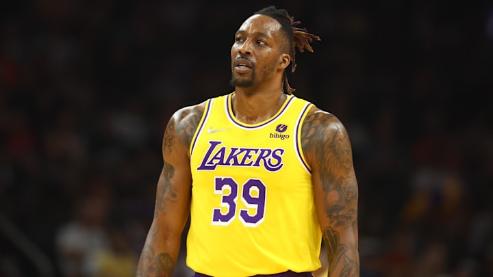 Apr 5, 2022; Phoenix, Arizona, USA; Los Angeles Lakers center Dwight Howard (39) against the Phoenix Suns at Footprint Center. Mandatory Credit: Mark J. Rebilas-Imagn Images