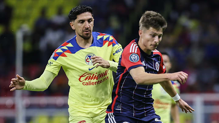 El chileno Diego Valdés recibió el reconocimiento al Jugador del Partido gracias a un gol y una asistencia. El chileno Diego Valdés recibió el reconocimiento al Jugador del Partido gracias a un gol y una asistencia.