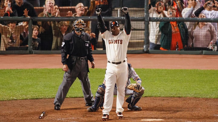 8/7/07 8:51:37 PM -- Barry Bonds home run chase --- San Francisco, CA, U.S.A: San Francisco Giants Barry Bonds hits career homer 756 against the Washington Nationals at AT&T Park, breaking Hank Aaron's all-time record for home runs.
