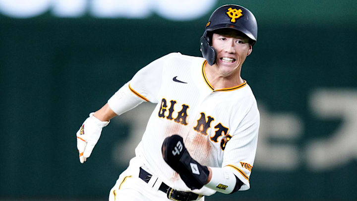 Yomiuri Giants v Hokkaido Nippon-Ham Fighters Yomiuri Giants v Hokkaido Nippon-Ham Fighters