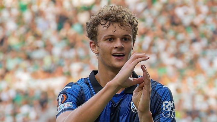 O italiano é titular na zaga do Atalanta