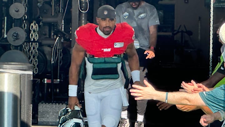 Eagles QB Jalen Hurts arrives to the first padded practice of the summer on July 29, 2025.