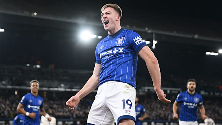 Liam Delap (center) scored the winner for Ipswich Town against Chelsea.