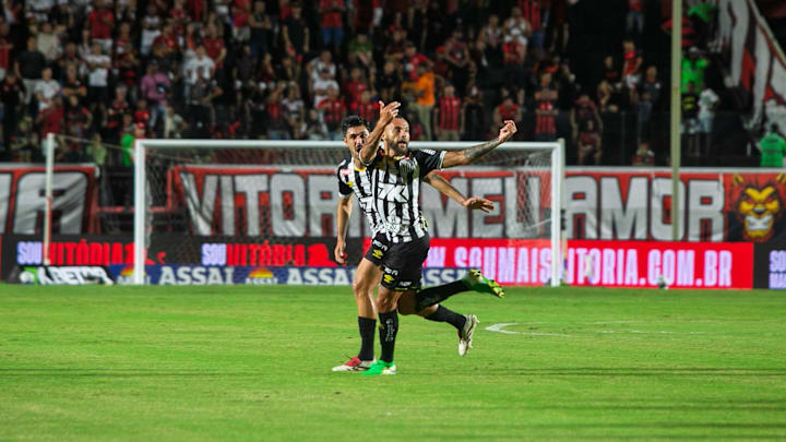 Guilherme marcou o gol do Santos no Barradão