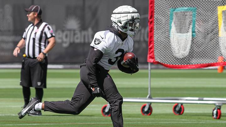 Las Vegas Raiders RB Zamir White Las Vegas Raiders RB Zamir White