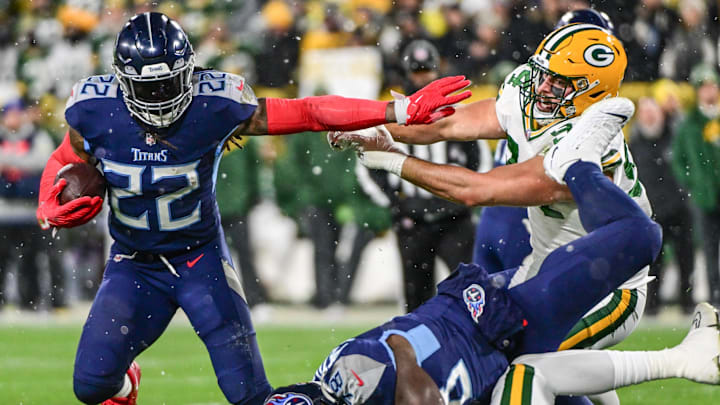 Nov 17, 2022; Green Bay, Wisconsin, USA; Tennessee Titans running back Derrick Henry (22) attempts