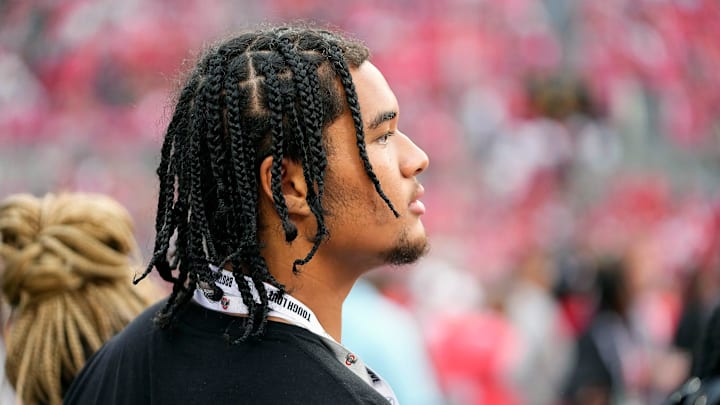 Sep 3, 2022; Columbus, Ohio, USA; Ohio State Buckeye recruit DL Matayo Uiagalelei before the NCAA football game between Ohio State Buckeyes and Notre Dame Fighting Irish at Ohio Stadium.
Osufb Recruits Kwr02 Sep 3, 2022; Columbus, Ohio, USA; Ohio State Buckeye recruit DL Matayo Uiagalelei before the NCAA football game between Ohio State Buckeyes and Notre Dame Fighting Irish at Ohio Stadium.
Osufb Recruits Kwr02