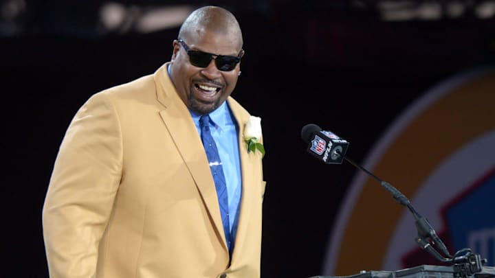 Dallas Cowboys legend Larry Allen.