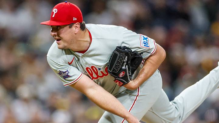 May 26, 2026; San Diego, California, USA; Philadelphia Phillies relief pitcher Brad Keller (40) throws a pitch during the eighth inning against the San Diego Padres at Petco Park. May 26, 2026; San Diego, California, USA; Philadelphia Phillies relief pitcher Brad Keller (40) throws a pitch during the eighth inning against the San Diego Padres at Petco Park.