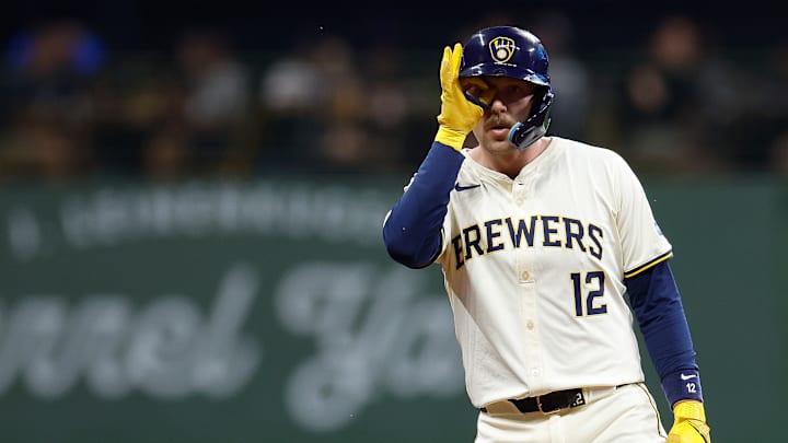 Former Philadelphia Phillies first baseman Rhys Hoskins could be a headache in the postseason if they play the Milwaukee Brewers