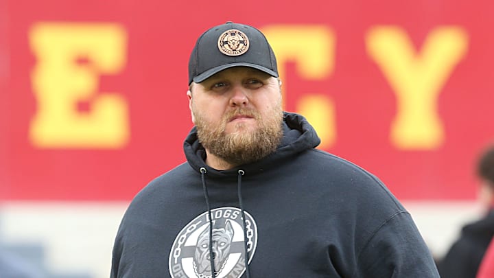 Ryan Clanton and Iowa State lost a pair of future offensive line candidates with Wade and Brent Helton announcing they plan to enter the transfer portal.