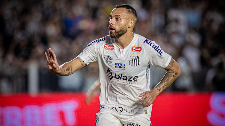 O Santos é o grande favorito ao título da Série B 2024
