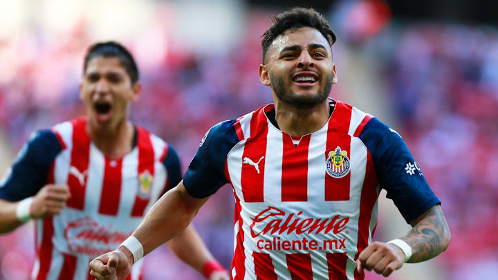 El jugador Alexis Vega celebra un gol con las Chivas del Guadalajara. El jugador Alexis Vega celebra un gol con las Chivas del Guadalajara.