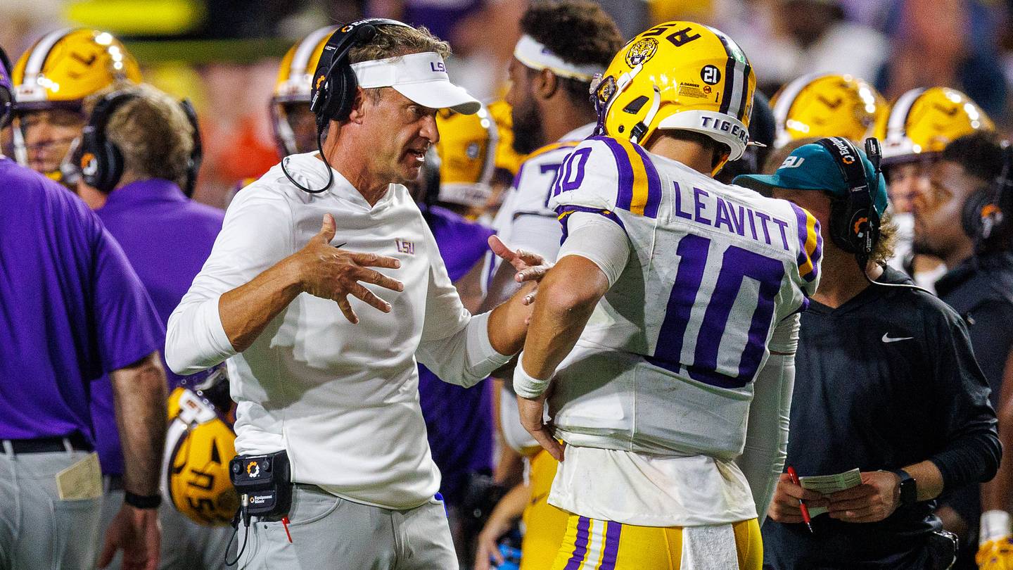 Lane Kiffin Updates Sam Leavitt's Injury Status