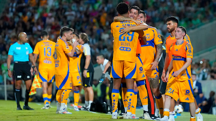 Santos Laguna v Tigres UANL - Torneo Apertura 2024 Liga MX