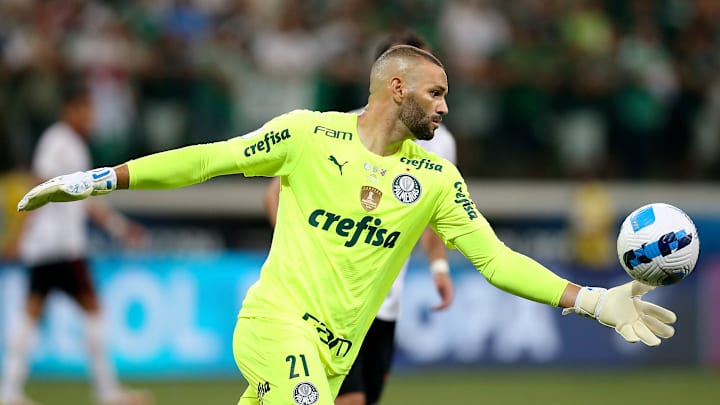 Goleiro Weverton pertencia ao Timão no início da sua carreira