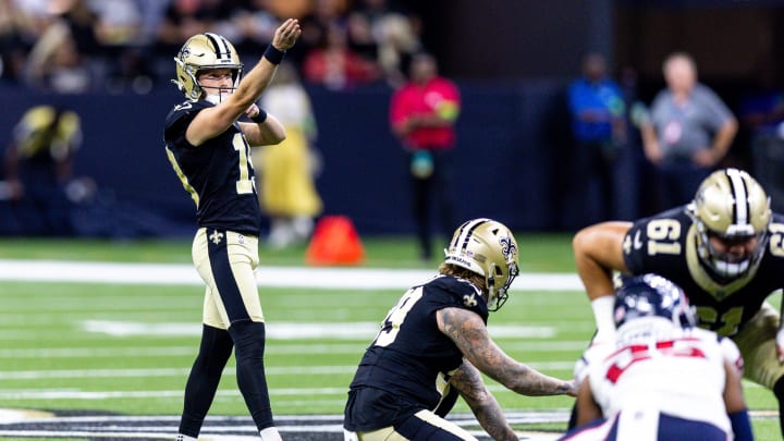 Aug 27, 2023; New Orleans, Louisiana, USA; New Orleans Saints place kicker Blake Grupe (19) lines up a field goal attempt against the Houston Texans during the second half at the Caesars Superdome. Mandatory Credit: Stephen Lew-USA TODAY Sports Aug 27, 2023; New Orleans, Louisiana, USA; New Orleans Saints place kicker Blake Grupe (19) lines up a field goal attempt against the Houston Texans during the second half at the Caesars Superdome. Mandatory Credit: Stephen Lew-USA TODAY Sports
