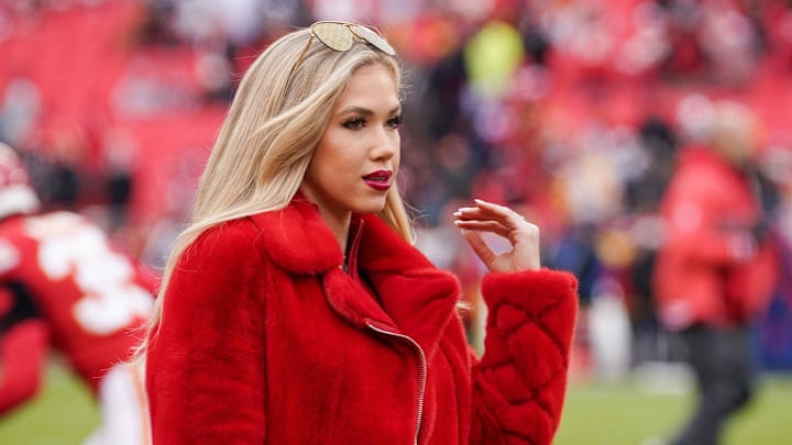 Dec 25, 2023; Kansas City, Missouri, USA; Gracie Hunt on field prior to a game between the Kansas City Chiefs and Las Vegas Raiders at GEHA Field at Arrowhead Stadium. Dec 25, 2023; Kansas City, Missouri, USA; Gracie Hunt on field prior to a game between the Kansas City Chiefs and Las Vegas Raiders at GEHA Field at Arrowhead Stadium.