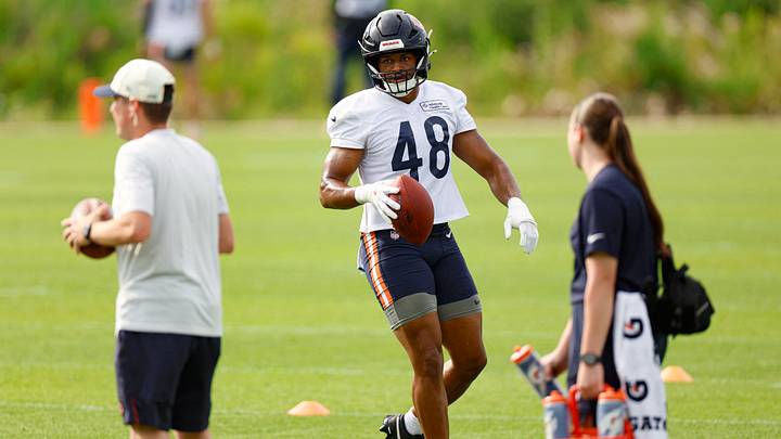 Linebacker D'Marco Jackson and linebacker T.J. Edwards were among the latest injury problems for the Bears Sunday. Linebacker D'Marco Jackson and linebacker T.J. Edwards were among the latest injury problems for the Bears Sunday.