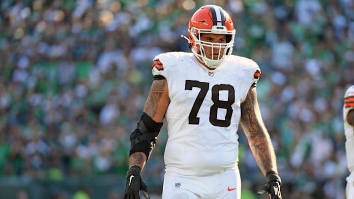 Oct 13, 2024; Philadelphia, Pennsylvania, USA; Cleveland Browns offensive tackle Jack Conklin (78) against the Philadelphia Eagles at Lincoln Financial Field. Mandatory Credit: Eric Hartline-Imagn Images Oct 13, 2024; Philadelphia, Pennsylvania, USA; Cleveland Browns offensive tackle Jack Conklin (78) against the Philadelphia Eagles at Lincoln Financial Field. Mandatory Credit: Eric Hartline-Imagn Images