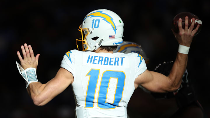 AFC Wild Card Playoffs: Los Angeles Chargers v Houston Texans